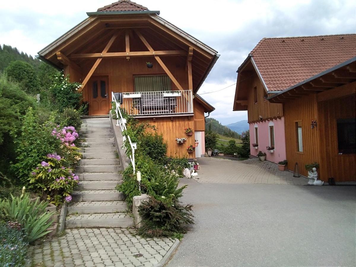 Ferienhaus Gstoderblick Lägenhet Seebach  Exteriör bild